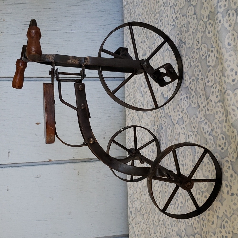 Vintage Metal Tricycle Toy Metal Bicycle Vintage Toy Bicycle Decor - Picture 3 of 15